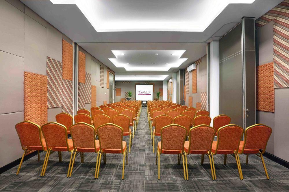 Favehotel Malioboro - Джокякарта Екстериор снимка