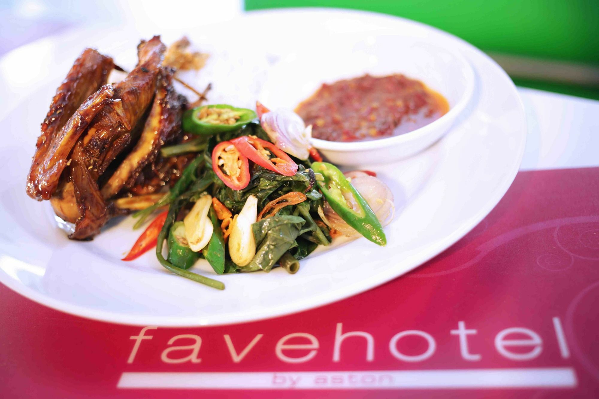 Favehotel Malioboro - Джокякарта Екстериор снимка